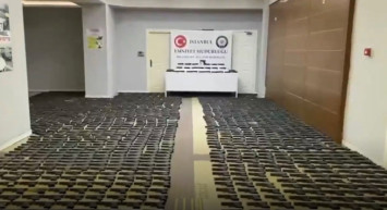 Pendik’te Yeraltı Deposuna Silah Operasyonu