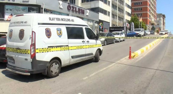 Pendik'teki Düğün salonunda kabus gibi anlar! Gündüz vakti düğün salonunda dehşeti yaşattı