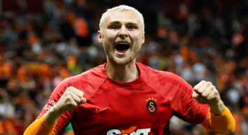Performansını yükseltti zammı kaptı: Galatasaray Victor Nelsson’un maaşını iyileştirdi