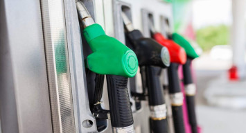Petrol düşüşte döviz yükselişte: Akaryakıta indirim veya zam var mı? 23 Haziran 2023 güncel akaryakıt fiyatları