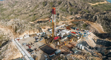 Petrol keşfi için harekete geçildi: 20 sondaj kulesi planlıyoruz