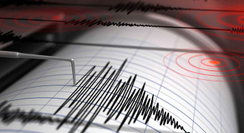 Prof. Dr. Naci Görür'den İstanbul için korkutan deprem tahmini: 42 bin bina yıkılabilir, 320 bin kişi ölebilir