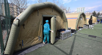 Putin’in emri ile Kahramanmaraş’ta sahra hastanesi kuruldu: Depremzedeler için gerekli her şey var