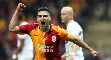 Radamel Falcao Taraftarlara Söz Verdi!