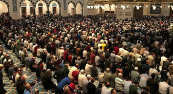 Ramazan ayı 5. gece namazı nasıl kılınır, 5. gece duası nedir? 2022 Ramazan'da gün gün kılınacak namazlar!