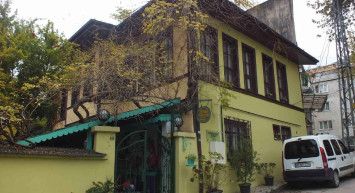 Ramazan ayında vatandaşların ilgi odağı türbe neresi? Akın akın geliyorlar! Yok böyle türbe!