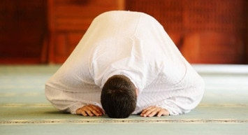 Ramazan ayının1. gece ve 1. gün namazı ne zaman, nasıl kılınır?