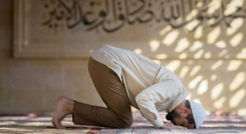 Ramazan'ın 9. gecesi namazı nasıl kılınır? Ramazan'ın dokuzuncu gecesi namazının fazileti nedir? Ramazan’ın 9. gece namazı kılınışı