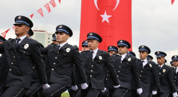 Resmi Gazete’de yayımlandı: Emniyet 10 bin polis memuru alımı yapacak