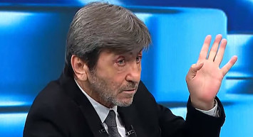 Rıdvan Dilmen şampiyonluk yarışında kimin önde olduğunu açıkladı: Bu takım yüzde 66 şampiyon olacak