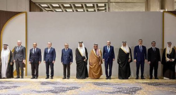 Riyad'da Kritik Toplantı: İran'a Ortak Uyarı