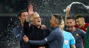 Roma Teknik Direktörü Jose Mourinho UEFA Konferans Ligi'ni kazanmaları hakkında iddialı açıklamalarda bulundu