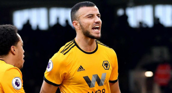 Romain Saiss kimdir,nereli kaç yaşında, hangi bölgede oynuyor? Beşiktaş transfer iddialarıyla gündeme gelen Romain Saiss hakkında bilgiler