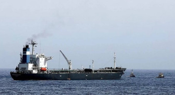 Rus petrol gemileri Avrupa’ya gizlice gidiyor: Dünyayı karıştıracak görüntüler ortaya çıktı