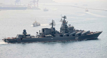 Rusya-Ukrayna Savaşının boyutunu değiştirecek gelişme: Ukrayna'nın Neptün füzeleriyle vurduğu Moskova Kruvazörü battı!