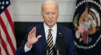 Rusya'ya ağır yaptırımlar gelmeye devam ediyor! ABD ve İngiltere'den kritik ithalat kararı..