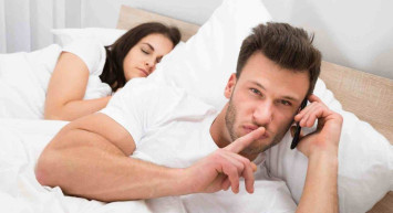 Rüyada sevgilinin aldatması ne anlama gelir, neye işarettir? Rüyada sevgilinin arkadaşınla aldattığını görmenin anlamı, yorumu