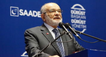 Saadet Partisi’nde bir dönem sona eriyor: Temel Karamollaoğlu Genel Başkanlığı bırakacağını duyurdu