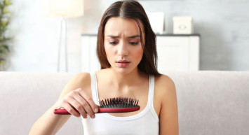 Saç Dökülmesinin Sebepleri