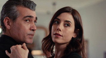 Sadakatsiz’in final bölümündeki o sahne geceye damga vurdu: Sansür yiyen sahneye tepkiler çığ gibi büyüdü