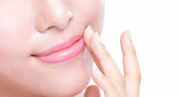 Sağlıklı Ve Parlak Dudaklar İçin Bakım Önerileri