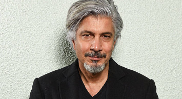 Şahane Pazar programıyla hafızalara kazınan Behzat Uygur kendisine gelen mesajları sosyal medya hesabından ifşaladı