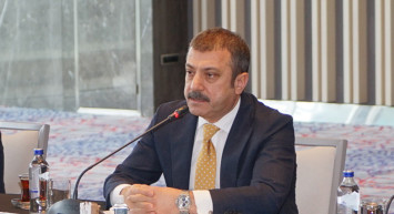 Şahap Kavcıoğlu, Bankaların Yöneticileri ile Bir Araya Geldi