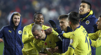 Şampiyonluk favorisi değişti: Süper Lig'de kim mutlu sona ulaşacak?