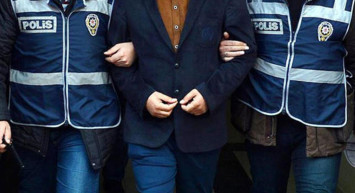 Sanal kart dolandırıcısı devriye gezen polisin dikkati sayesinde yakalandı!