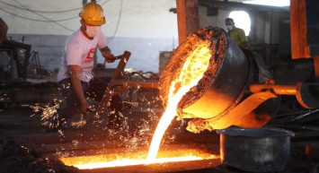 Sanayi ihracatta rekora koştu: 7 sektör ipi çekiyor