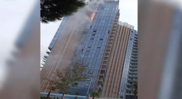 Sarıyer'de otel inşaatında yangın çıktı