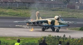 Savaş uçağı vuruldu: Afrika’da ortalık karışıyor