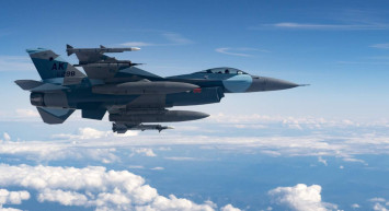 Savaş uçağı yere çakıldı: ABD’den açıklama geldi