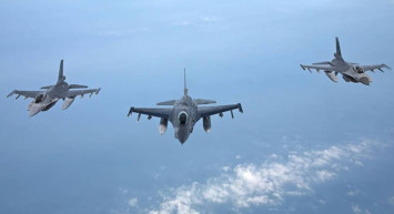 Savaş uçakları gerilimi uçurdu: İki ülke arasında sular kaynıyor