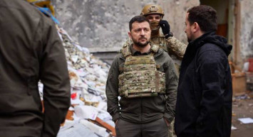 Savaşın başından beri ilk kez Kiev dışına çıktı: Zelenski'nin ilk işi Harkov'a gitmek oldu