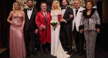 Seda Sayan ve Çağlar Ökten boşanıyor mu? Seda Sayan neden soyadını sildiriyor? Seda Sayan olayında gerçek ortaya çıktı