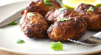 Şeftali kebabı tarifi : en güzel ve lezzetli şeftali kebabı nasıl yapılır? Şeftali kebabı malzemeleri ve pratik tarifi