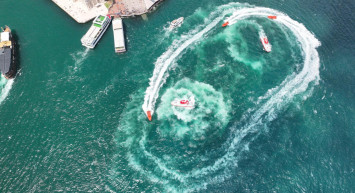 Şehit ve gazilerin anısına İstanbul Boğazı’nda saygı seyri!