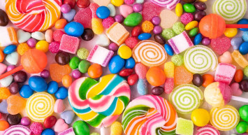 Şeker yemek hiç bu kadar tatlı olmamıştı! Yattığınız yerden günde 100 şeker yemek 100 bin dolar kazandırıyor