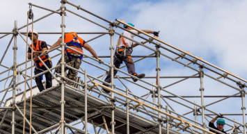 Sektörde eleman eksikliği sorunu büyüyor: 150 bin TL maaş veriliyor ama çalışan yok