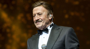 Selami Şahin katıldığı programda yıllar önce geçirdiği trafik kazasına ait korkunç detayları ilk kez anlattı: Kolumu keseceklerdi neredeyse