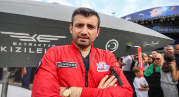 Selçuk Bayraktar açıkladı: Havacılık tarihinde bir ilk yaşandı