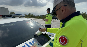 Selektörle radar uyarısına kesilen cezalar iptal edildi!