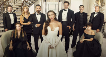 Sevilen diziden hayranlarını üzen haber: Gecenin Ucunda dizisi bitiyor mu, ne zaman final yapacak? Gecenin Ucunda neden final yapıyor?