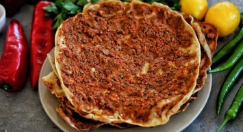 Sezon başladı: Bodrum’da lahmacun fiyatları tekrar gündem oldu!