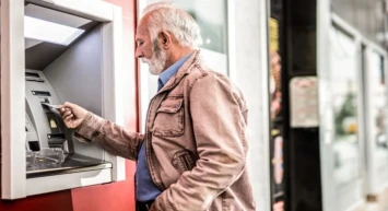 SGK Uzmanından Kritik Açıklama: 2024'te Emeklilik Dilekçesi Verenler, 2025'te Verenlerden Daha Fazla Maaş Alabilir