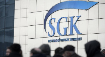 SGK’da son gün kuyruğu: Amaç EYT’den zamsız yararlanmak