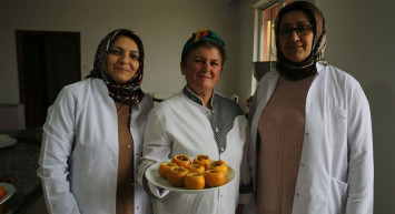 Sıfır Atık projesine kadınlar el attı: Geri dönüşümde mandalinalarda nasibini aldı!