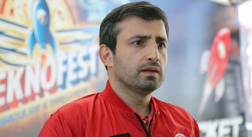 SİHA'lar savaşlarda kullanılabilir mi? Selçuk Bayraktar açıkladı: Yeni nesil insansız hava araçları muharebe tarihinde çok önemli bir rol oynayacak