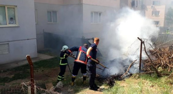 Siirt'teki Evi Yanan Acılı Baba 3 Çocuğunun Kurtarılmasının Sevincini Yaşadı